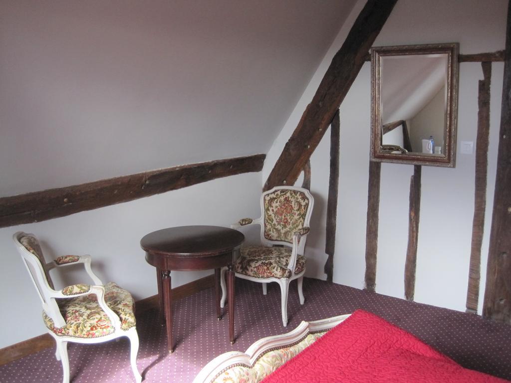 Les Trois Cheminees Chambres D'Hotes Livarot-Pays-d'Auge Exterior photo